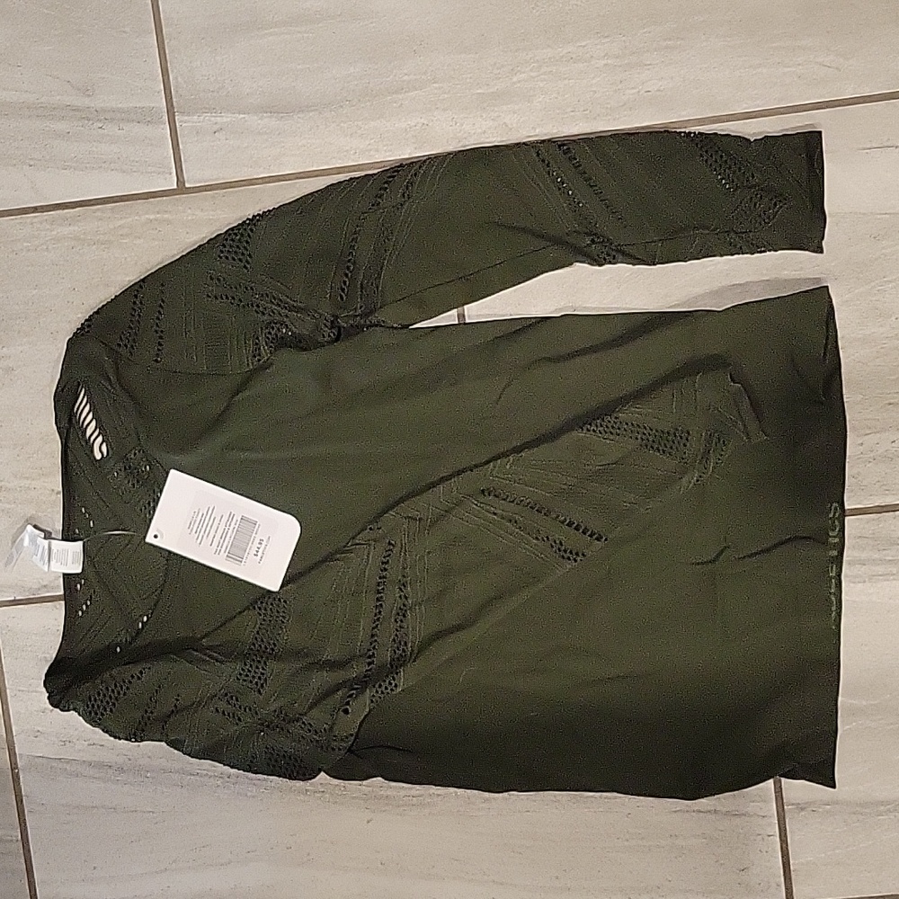 Fabletics green long sleeve